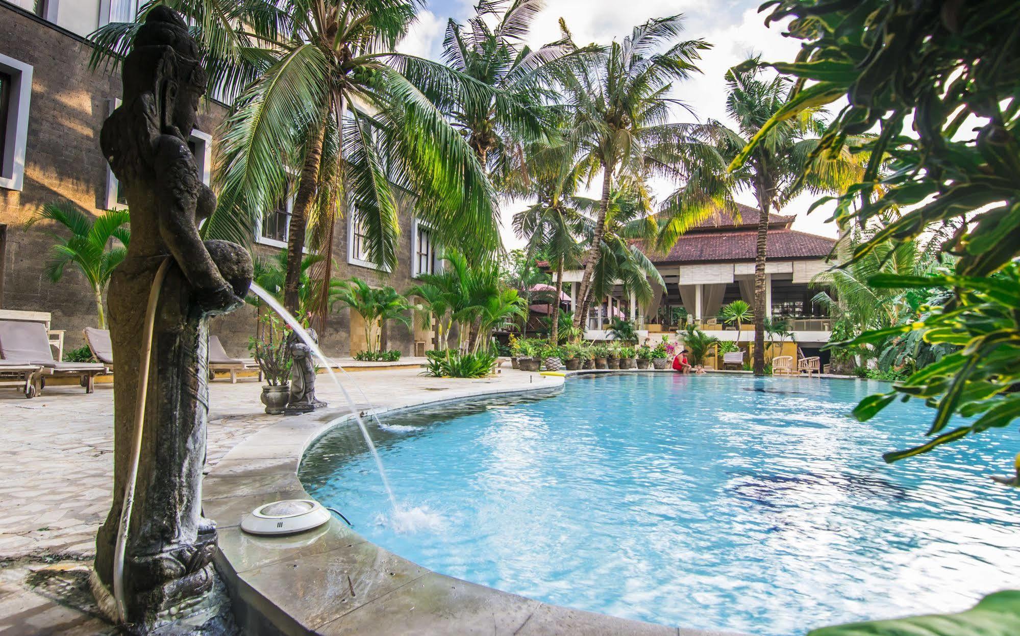 Hotel Collection O 3973 Jeje 3*